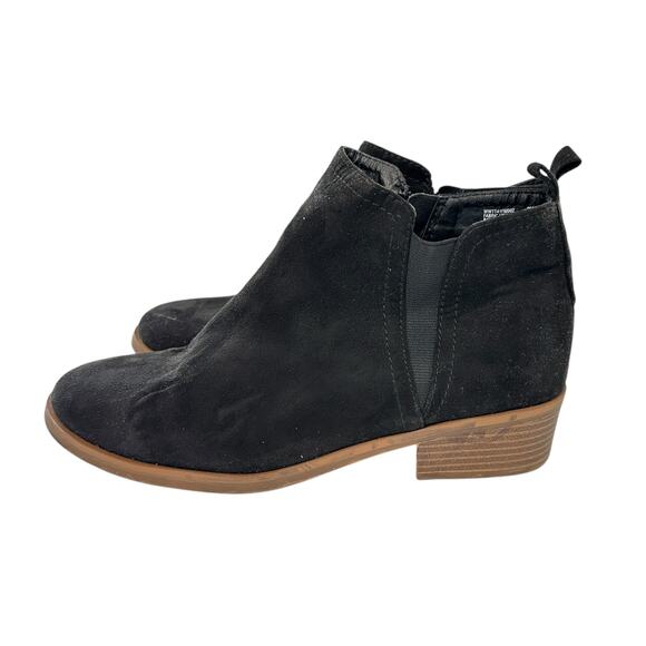 Black Ankle Booties Faux Leather Suede Round Toe Zip Time & Tru 9 Wide - Picture 1 of 6